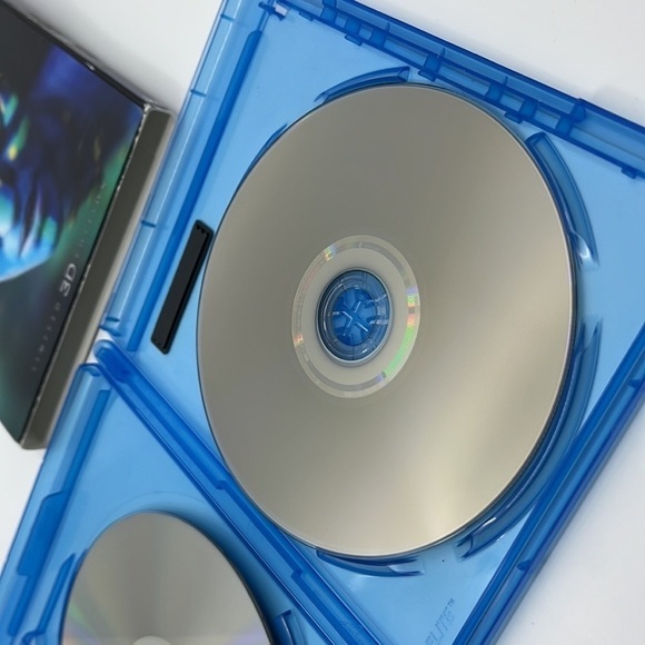 Limited Edition Holographic‎ Cover 3D Avatar Limited Edition Blu-Ray DVD! - Picture 3 of 7